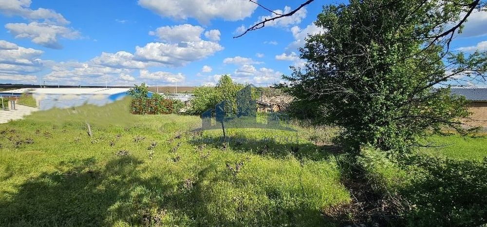 Продава се Парцел в с. Никола Козлево, Област Шумен - 2700 кв.м за 6 €/кв.м - Снимка #2