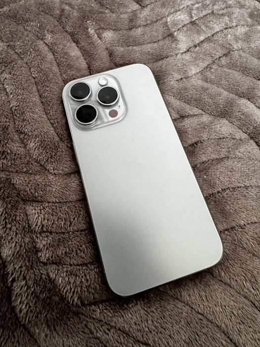 iPhone 15 Pro 256гб
