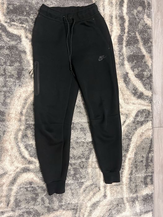 Nike tec flace marimea xs