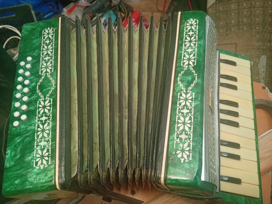 Acordeon copii   vechi