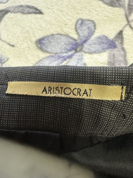 Продам костюм 56 размер б/у