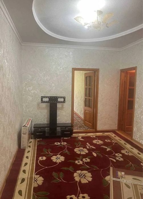 Торговый центр Чиланзар 3 продам 2/3/4 балкон 1,5/3