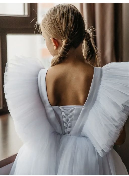 Шикарное платье на девочку