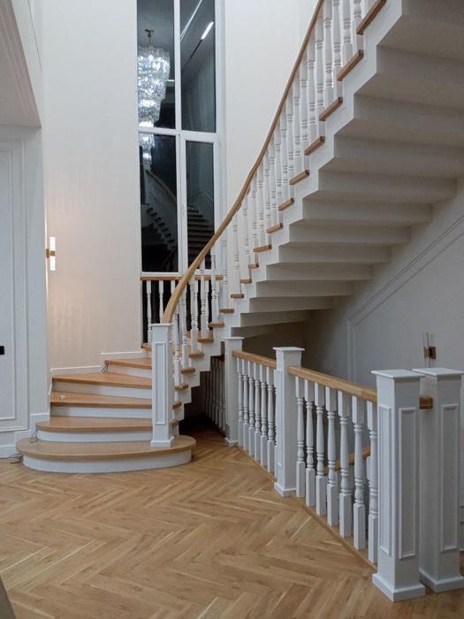 Лестницы, из дерева.