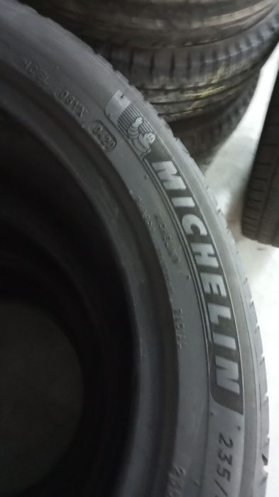 325/35/23 привозной шины