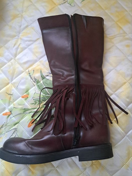 Дамски кожени ботуши