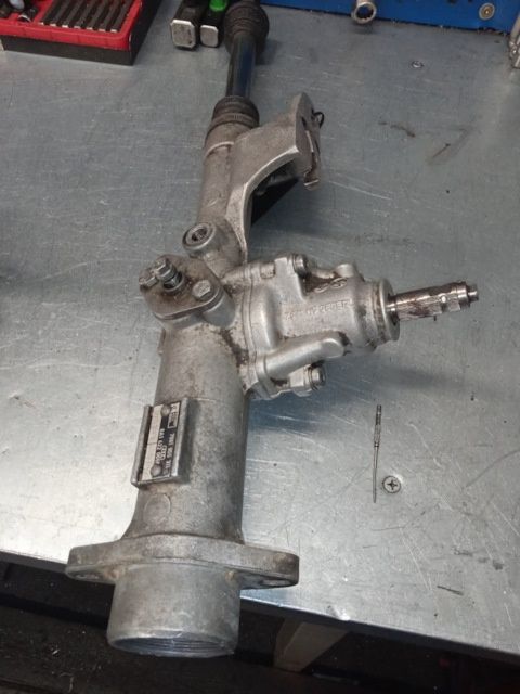 Рулевая рейка VAG Volkswagen Passat Santana B2 AUDI 80-90 В2/B3/B4
