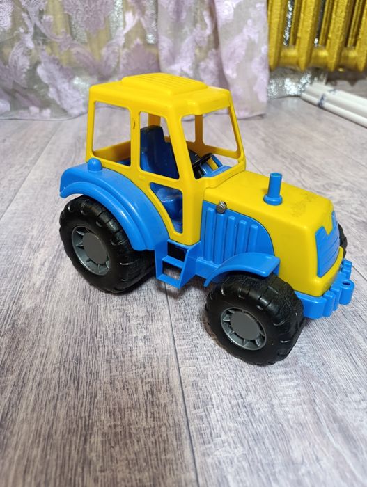 Машины большие от 1000тг