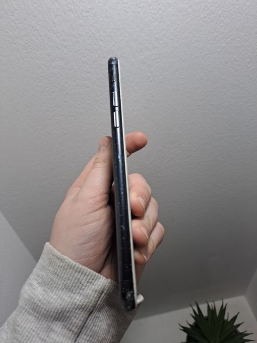 Iphone 7, 32 GB,stare folosit,Jet Black