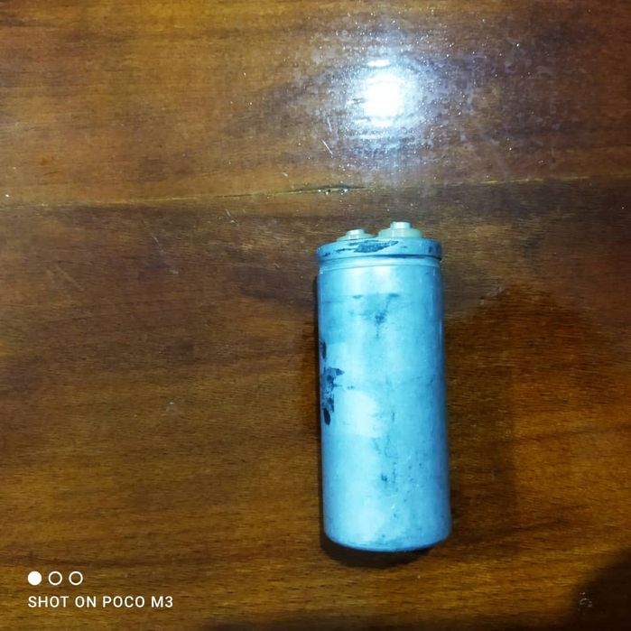 Продаю полярные конденсаторы