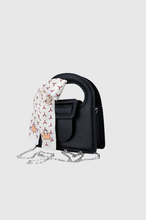 НОВО! ЛИКВИДАЦИЯ! Малка дамска чанта с панделка-черно