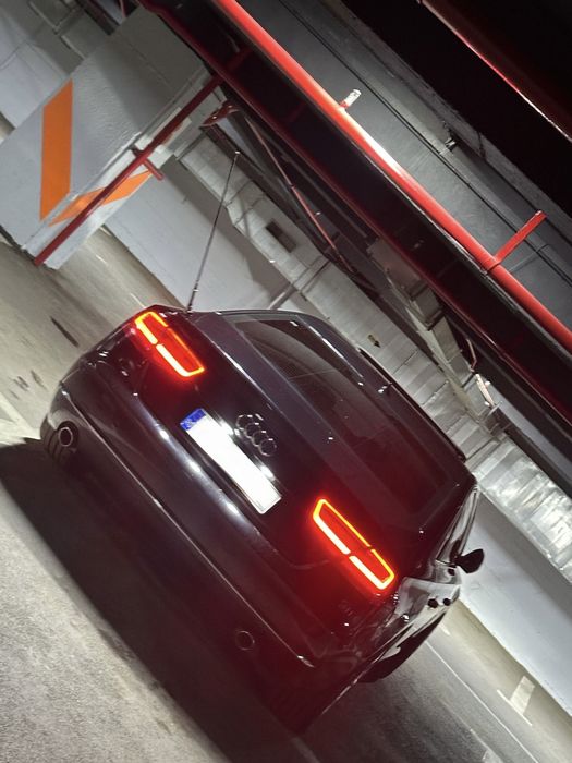 Audi A8 2011, 3.0 diesel 250CP Quatro, Distronic, Trapa, stare buna, proprietar