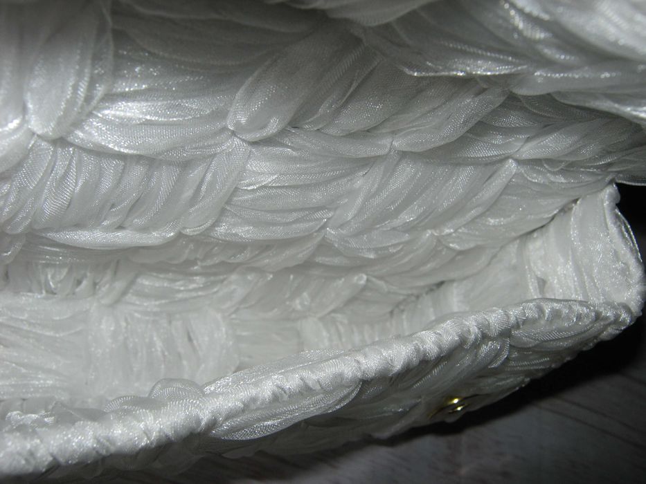 Дамска чантичка - ръчно изработена