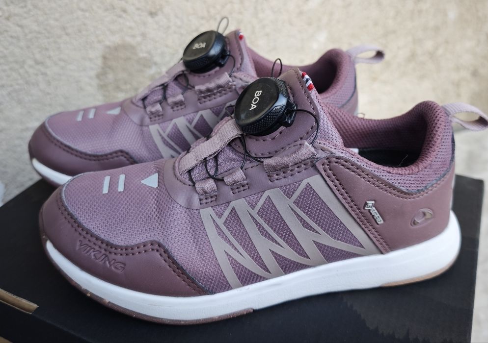 Детски пролетно-есенни обувки Viking, N31