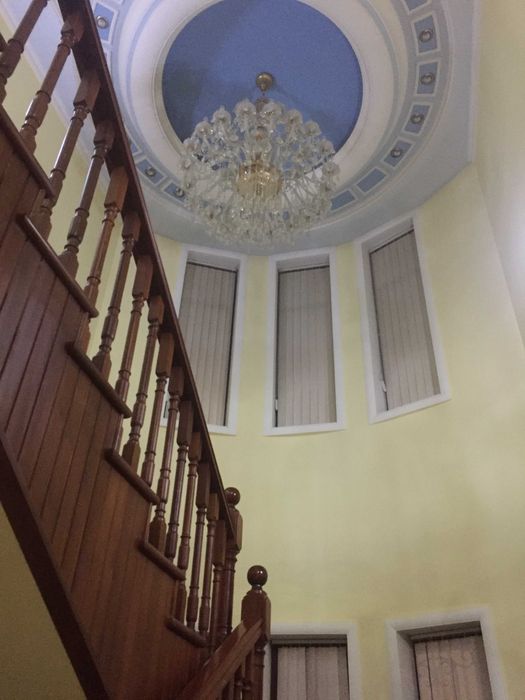 Дом  шайхантахур район Фаровон туйхона оркаси Узумзор махаллада