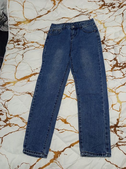 Джинсы женские на худенькую девушку