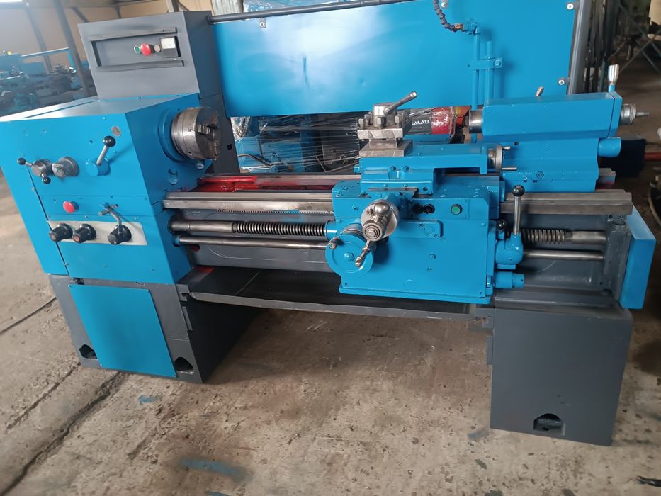 Продам станок токарный 16Е20