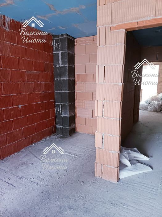 Апартамент в малка жил.сграда пред АКТ 14