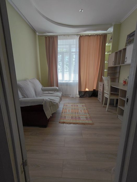 3 комнатная на ул. Абая ( ул. Ленина)