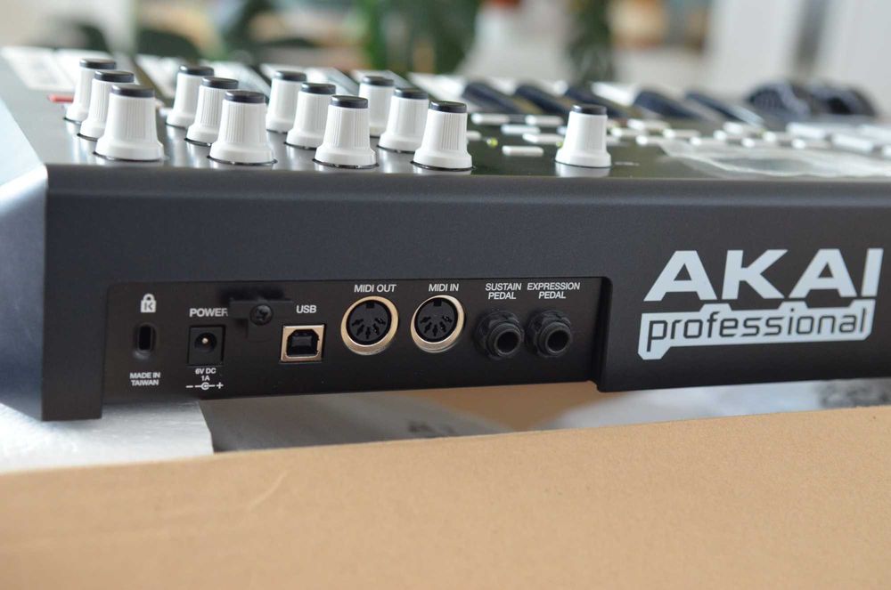 AKAI MPK25 professional usb/midi keyboard [ca nou / mint,near-mint]