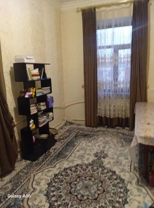 Срочно! Квартира на Чехова 3/4/4 общ пл 65м Высокопотолочка