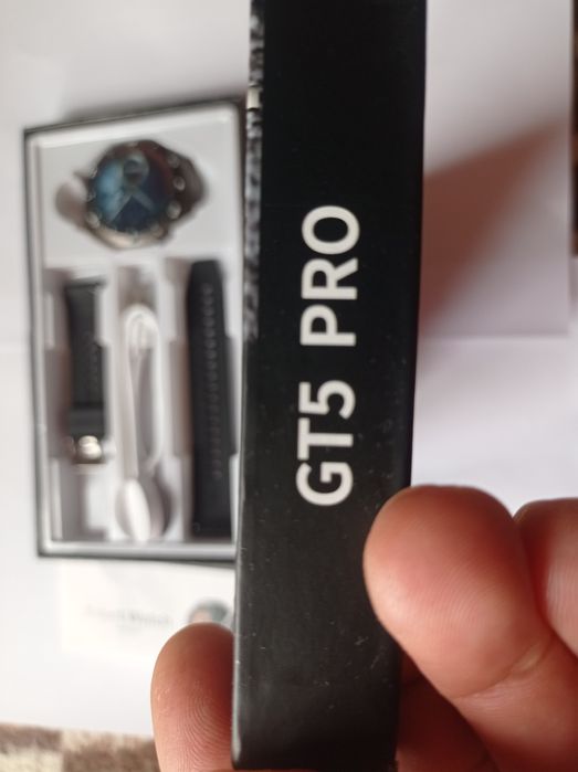 Смарт  часовник .