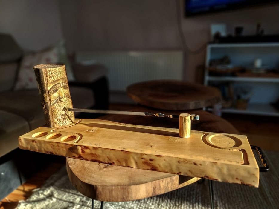 Дъски за мезета и подноси