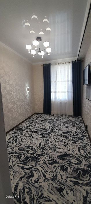 Эски Цумда   2хоналик 3каватда жойлашган квартира 8каватлик янги гиштл