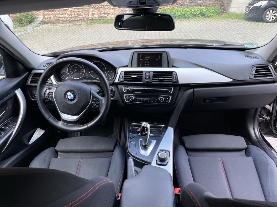 BMW 320D seria 3 F30 2013 3 butoane Sport Line automat