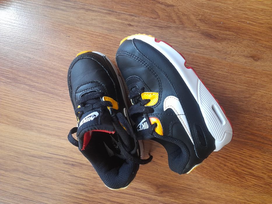 Nike Air max 90 детски маратонки 25 номер.