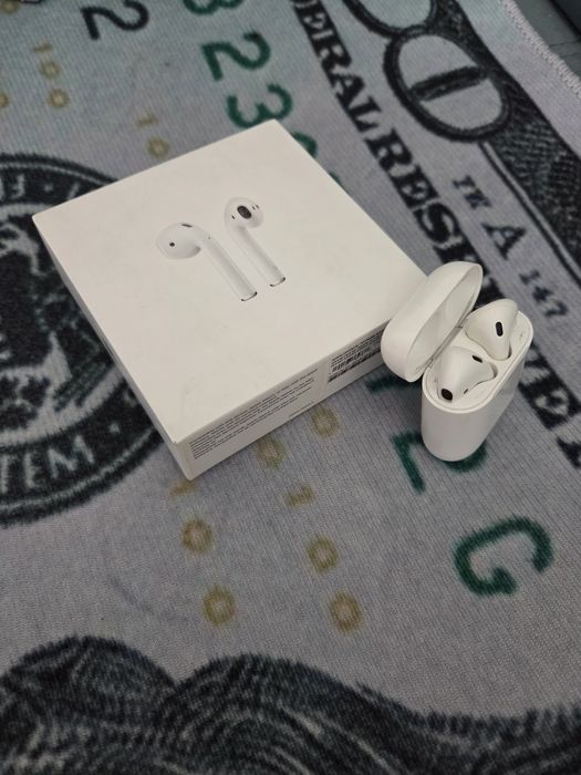 airpods 2 продам ориг оба