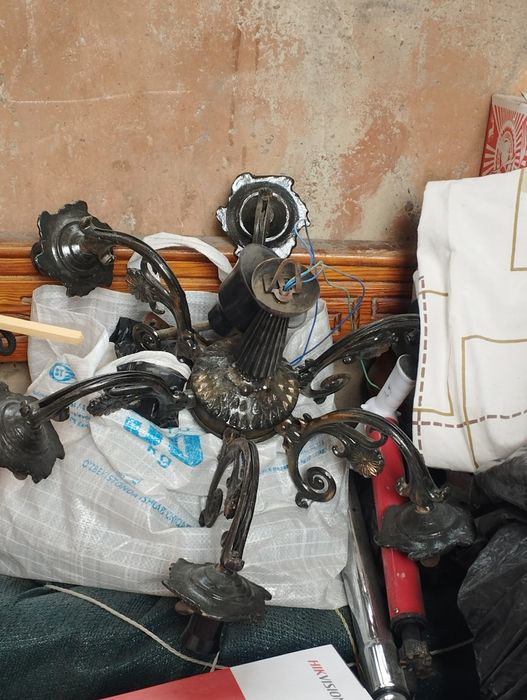 Продам каркас от люстры