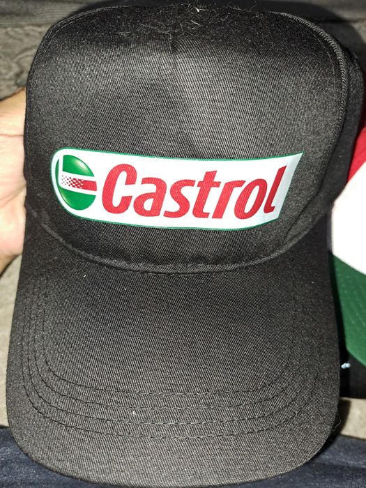 Кепки Castrol новые.