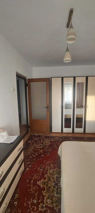Închiriez apartament 2 camere decomandat – Centru, Bârlad