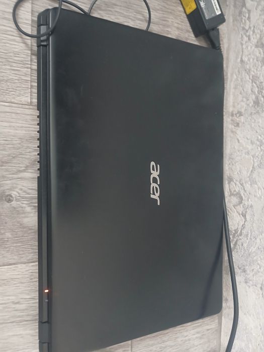 Продаётся ноутбук