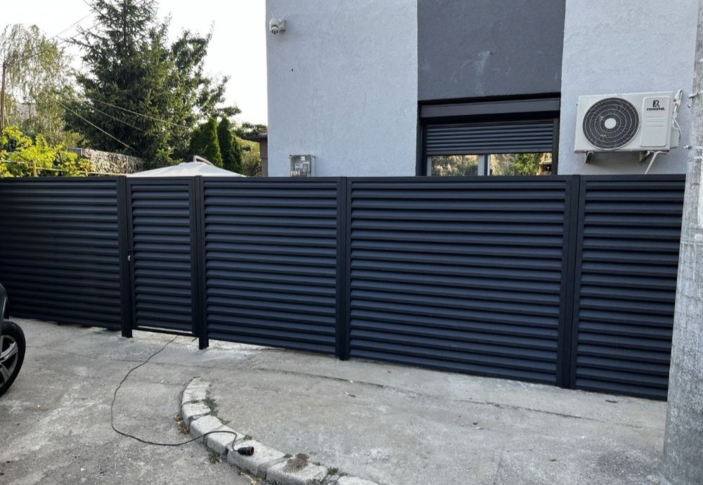 Vand garduri si porti