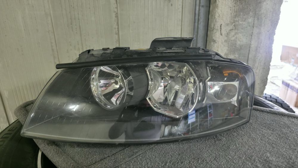 Фар ляв Audi A3 8P 2003-2008