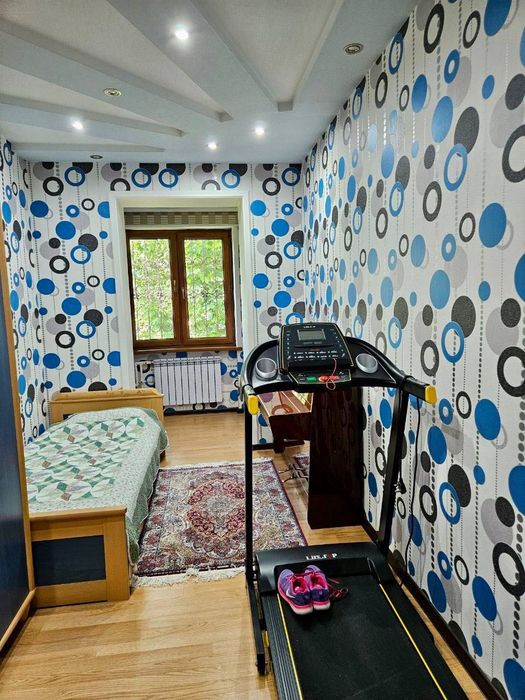 Продается 4 комнатная квартира ремонт ЦУМ, Ц-7, кафе Дустлар