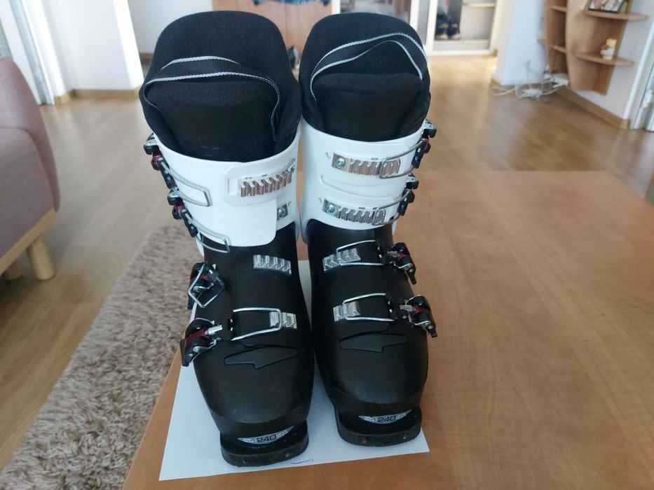 Clapari si casca ski pentru copii
