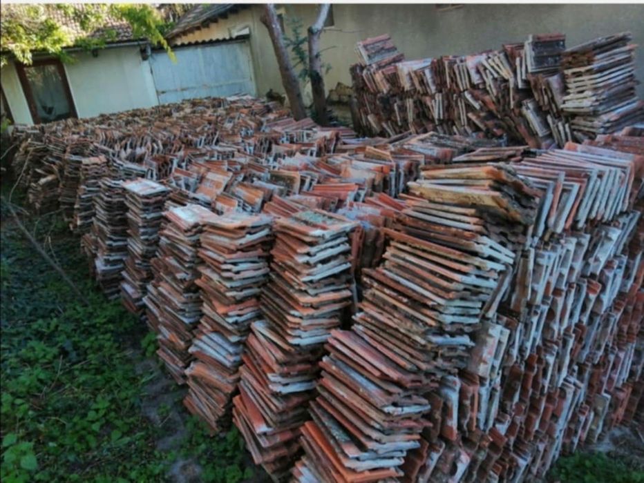 Vând țigle și coame Jimbolia