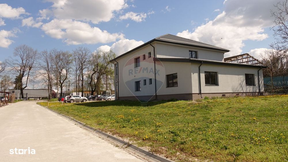 Clădire 8 camere, teren 5177 mp – firmă / azil / cazare muncitori