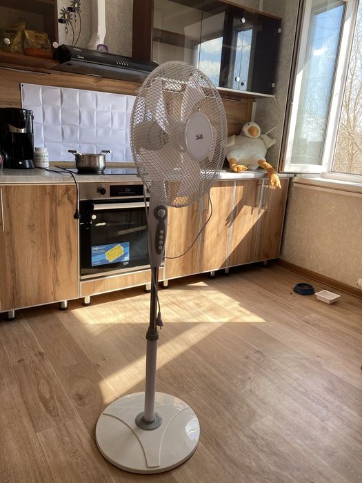 Продам вентилятор SVC