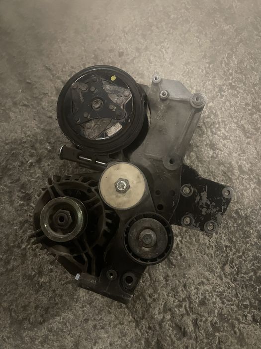 Компресор за климатик, динамо, шайба и ремък за фиат пунто 1.2 60к.с.