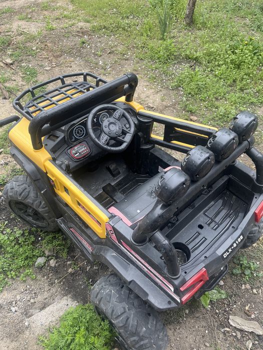 Продам машинку для детей