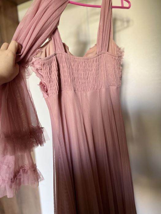 Нежное вечернее платье