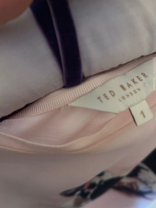 Ted Baker розов топ с кученце размер 1