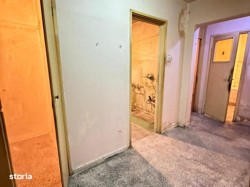 Apartament 3 camere cu balcon în Titan, 64mp