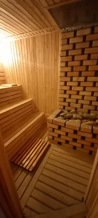 Ховли сотилади..