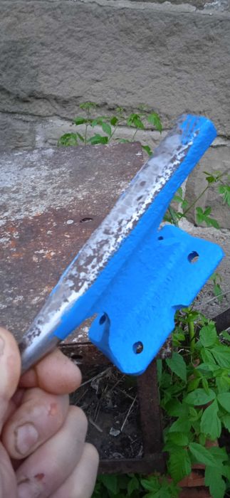 стара малка наковалня от осемдесетте години