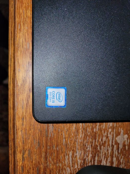 Laptop i5 generatia8